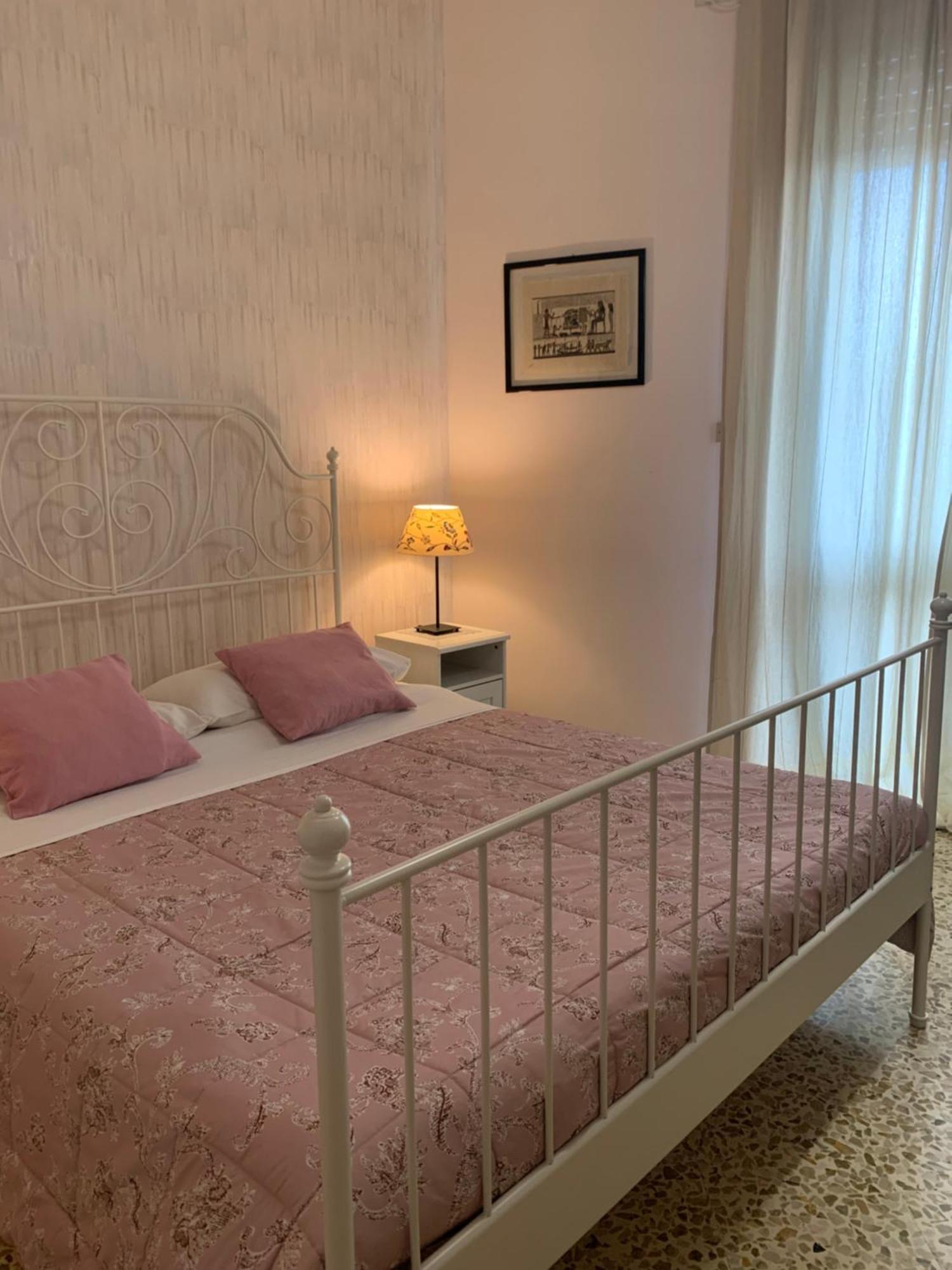 La Casa Di Chicca Apartment Лече Екстериор снимка