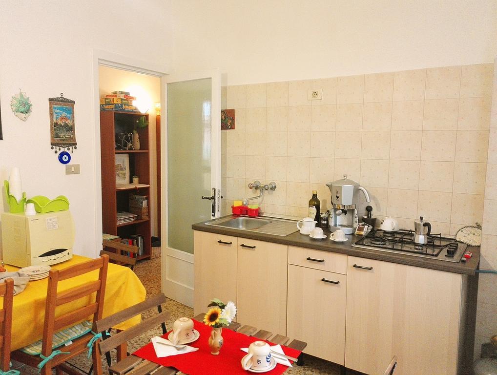 La Casa Di Chicca Apartment Лече Екстериор снимка