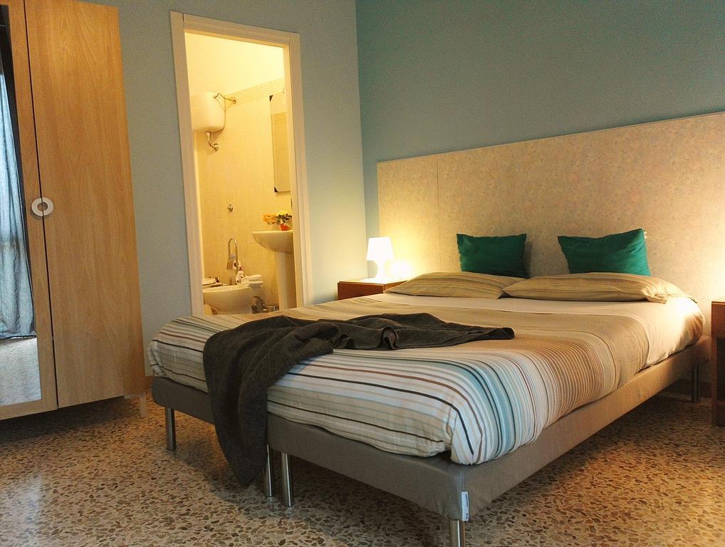 La Casa Di Chicca Apartment Лече Екстериор снимка