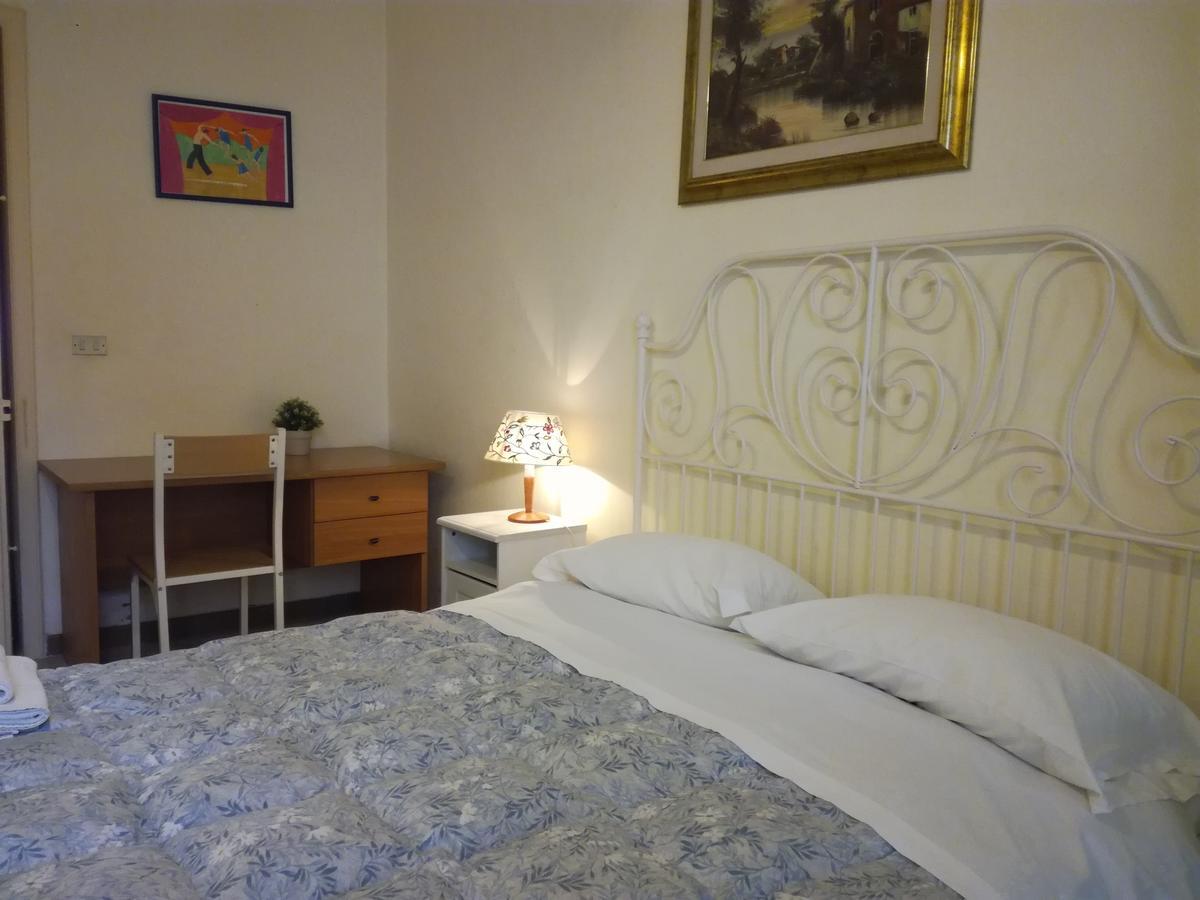 La Casa Di Chicca Apartment Лече Екстериор снимка